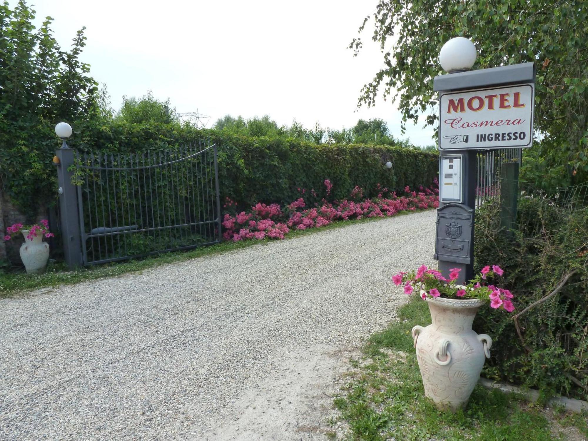 Albergo Cosmera Savigliano Eksteriør billede